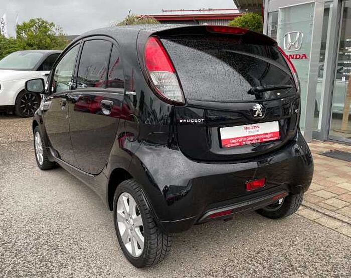 Peugeot iOn * 1. Hand * scheckheftgepflegt*