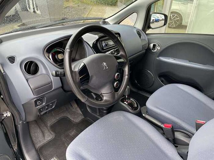 Peugeot iOn * 1. Hand * scheckheftgepflegt*