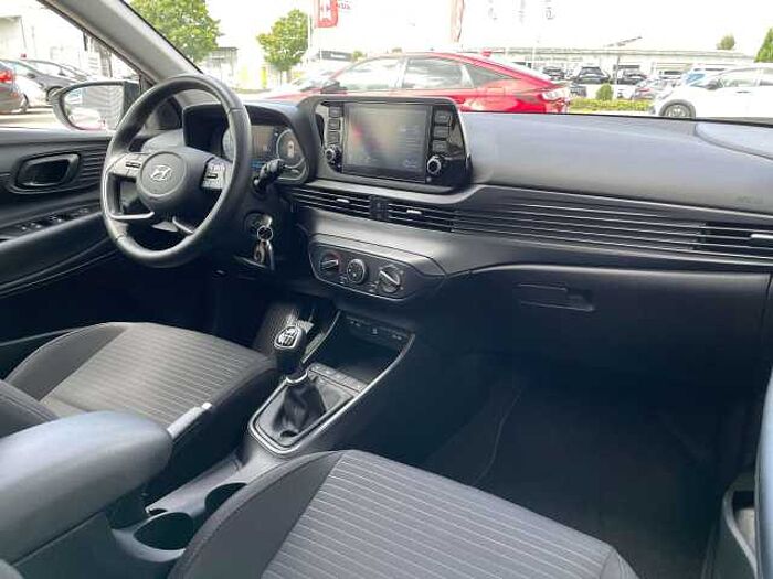 Hyundai i20 i20 1.0 T-GDI EDITION 30 * 8-fach bereift *