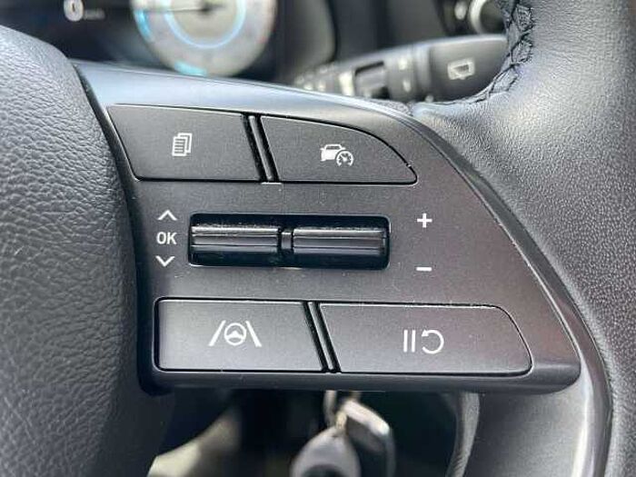 Hyundai i20 i20 1.0 T-GDI EDITION 30 * 8-fach bereift *