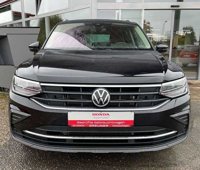 Volkswagen Tiguan Tiguan Diesel 2.0 TDI SCR DSG Life * AHK *