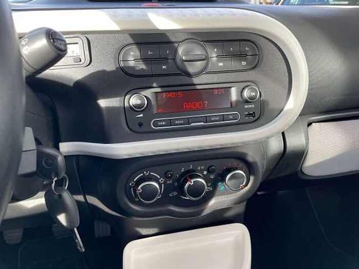 Renault Twingo Twingo SCe 70 Start&Stop Luxe * 8-fach bereift *