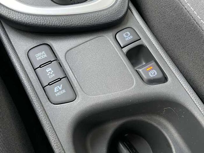 Toyota Yaris Yaris Hybrid 5-Türer 1.5 VVT-i Team Deutschland