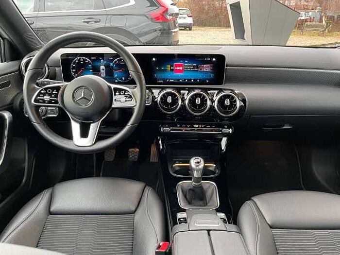 Mercedes-Benz A 180 A-Klasse Progressive