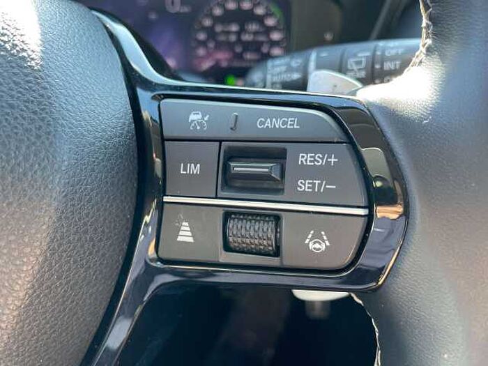 Honda ZR-V ZR-V e:HEV 2.0 Hybrid Advance * 8-fach bereift *