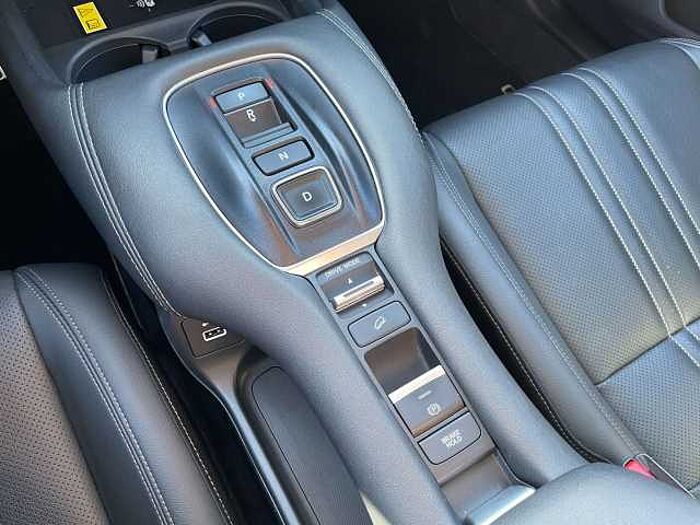 Honda ZR-V ZR-V e:HEV 2.0 Hybrid Advance * 8-fach bereift *