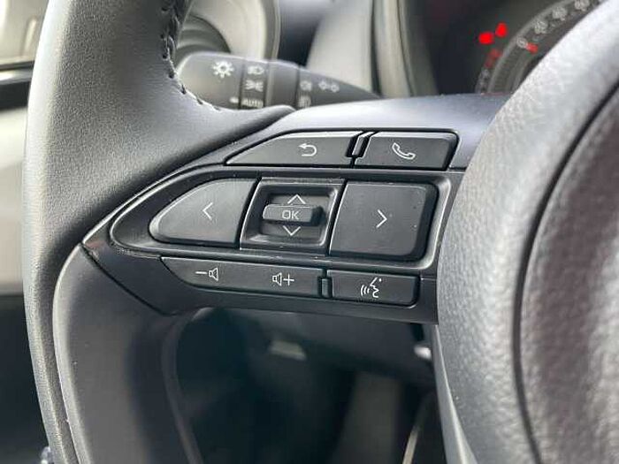 Toyota Aygo X Aygo X Play * 8fach bereift * scheckheftgepflegt *