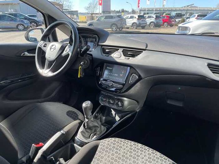 Opel Corsa Corsa 5-Türer 1.4 On * 8-fach bereift *