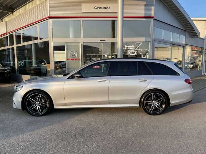 Mercedes-Benz E 300 E-Klasse T-Modell T 9G-TRONIC AMG Line * 1. Hand *