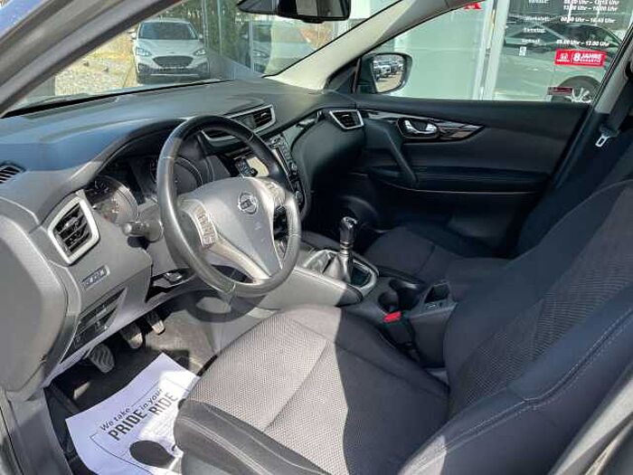 Nissan Qashqai Qashqai 1.2 DIG-T ACENTA * 8-fach bereift *