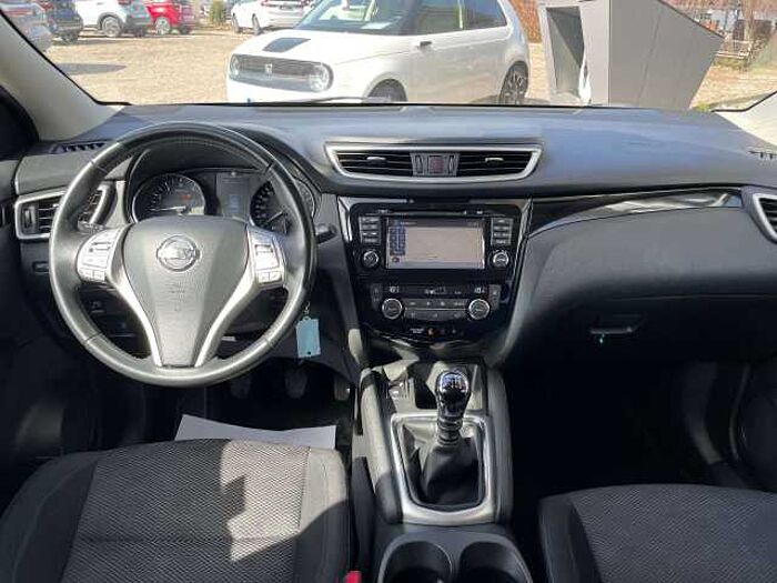 Nissan Qashqai 1.2 DIG-T ACENTA * 12 Monate Garantie inkl. *