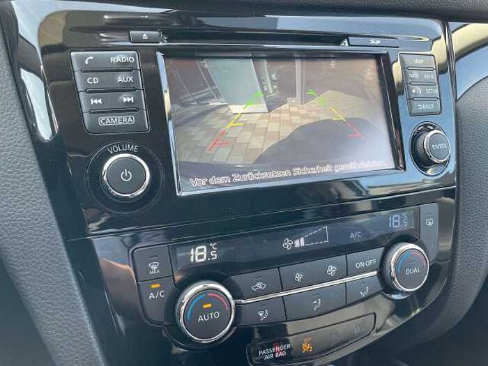 Nissan Qashqai 1.2 DIG-T ACENTA * 12 Monate Garantie inkl. *