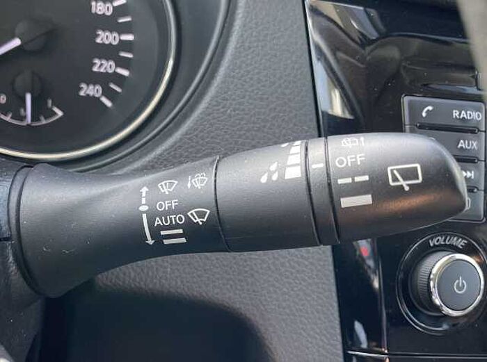 Nissan Qashqai 1.2 DIG-T ACENTA * 12 Monate Garantie inkl. *