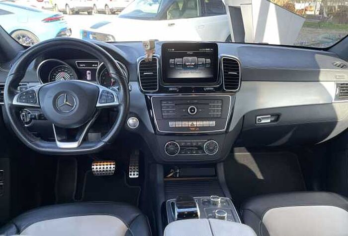 Mercedes-Benz GLE 400 4Matic 9G-TRONIC AMG Line * Night Paket * AHK *