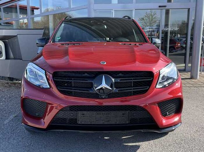 Mercedes-Benz GLE 400 4Matic 9G-TRONIC AMG Line * Night Paket * AHK *