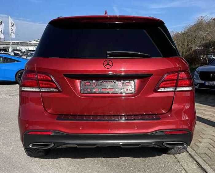Mercedes-Benz GLE 400 4Matic 9G-TRONIC AMG Line * Night Paket * AHK *