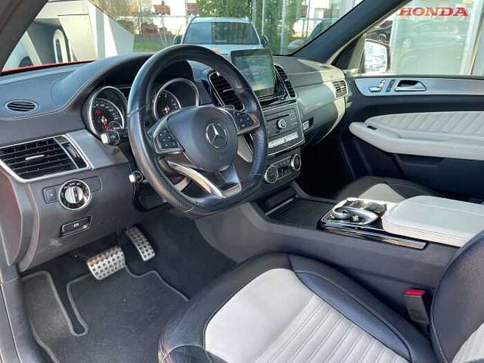Mercedes-Benz GLE 400 4Matic 9G-TRONIC AMG Line * Night Paket * AHK *