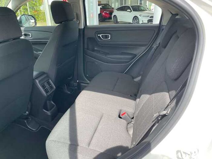 Honda HR-V Hybrid 1.5 e:HEV i-MMD Elegance * wenig km *