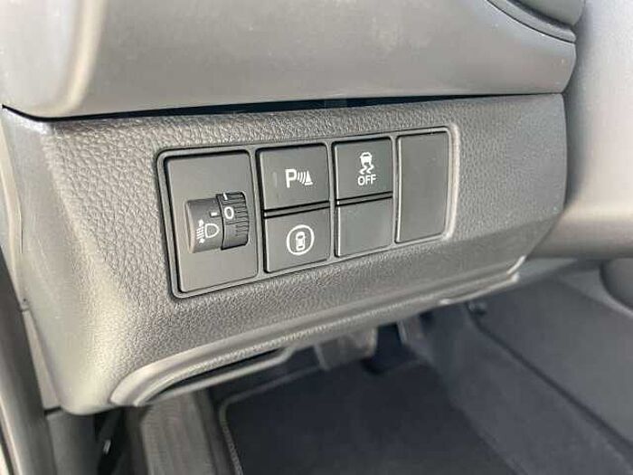 Honda HR-V Hybrid 1.5 e:HEV i-MMD Elegance * wenig km *