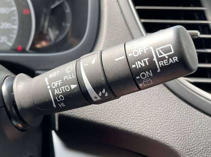 Honda CR-V CR-V 2.0i-VTEC 2WD Elegance * Navi Connect *