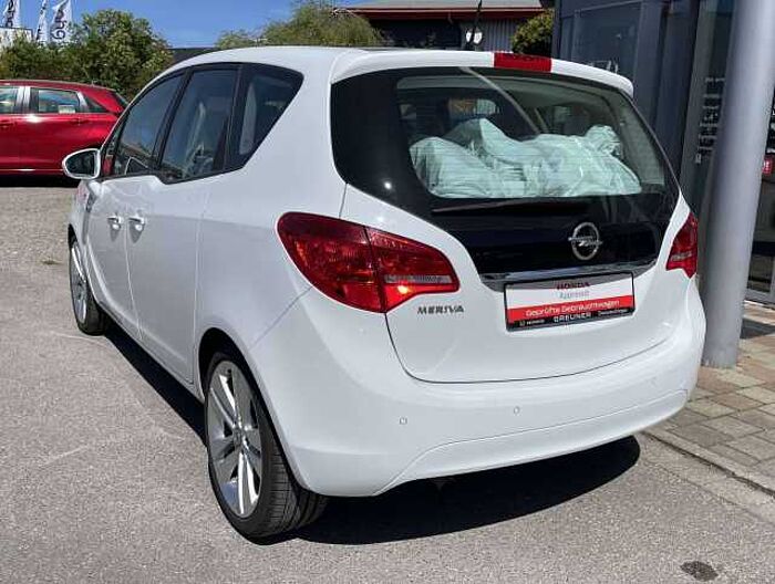 Opel Meriva Meriva 1.4 Automatik Innovation * 8-fach bereift *