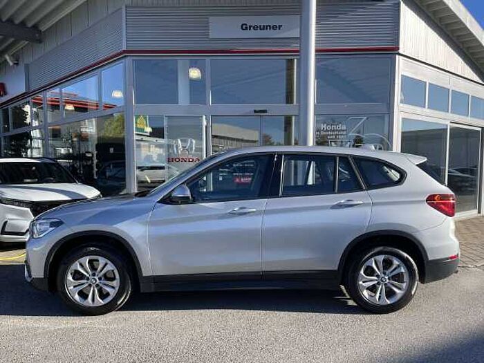 BMW X1 X1 xDrive20i Aut. Advantage * AHK * 1. Hand *