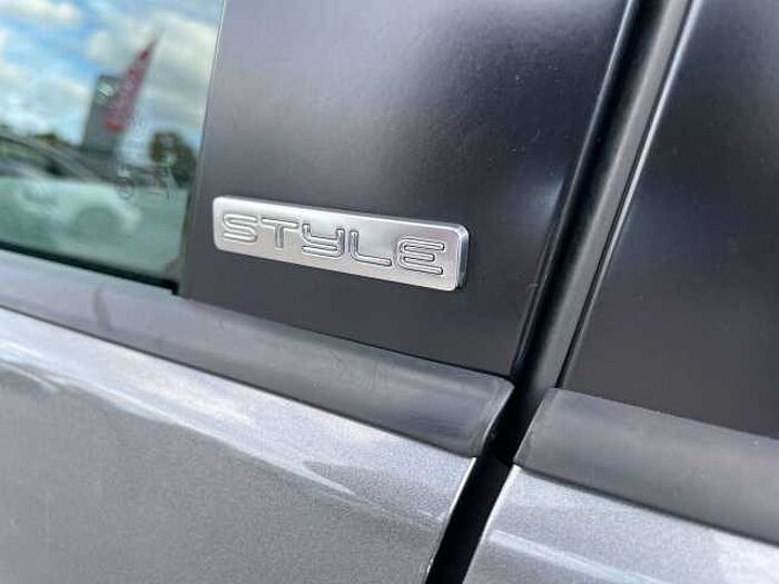 Volkswagen Golf Plus Golf VI Plus 1.2 TSI Style * 8-fach bereift * scheckheftgepflegt *