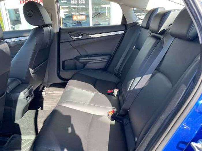 Honda Civic Civic Limousine 1.5 i-VTEC Turbo CVT Executive * 1. Hand *